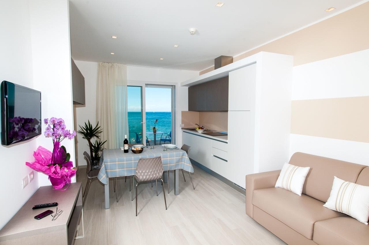 Lungomare Relax Residence Misano Adriatico Exterior foto
